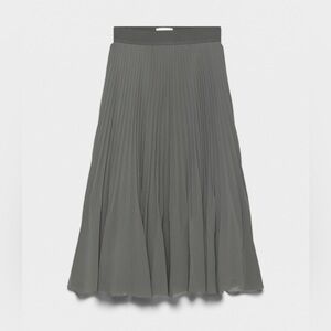 [NWOT] Aritzia Twirl Pleated Midi Skirt Coal Grey